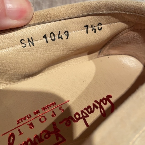 Salvatore FERRAGAMO Driving Loafers - Picture 11 of 12